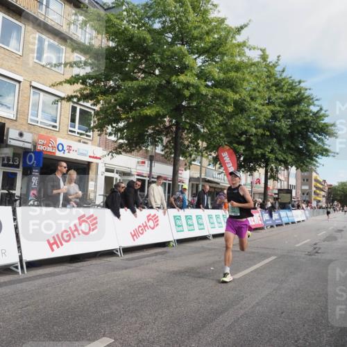 15.09.2024 - PSD Bank Halbmarathon Miley Keyser http://msf.ph/oto/7064881 15.09.2024 11:14:04 Ziel 406, 421, 527, 538, 549, 609, 612 meine-sportfotos.de