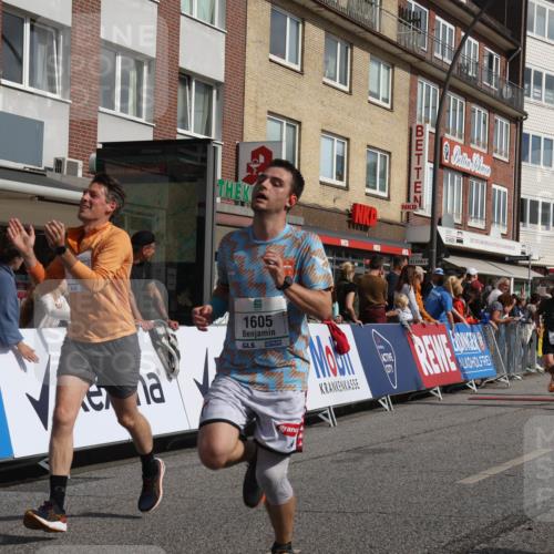 15.09.2024 - PSD Bank Halbmarathon Michael Strokosch http://msf.ph/oto/7064883 15.09.2024 11:55:59 Ziel 769, 1061, 1586, 1605, 1679, 1946, 2145, 2172, 2181, 2716, 2853, 3150 meine-sportfotos.de