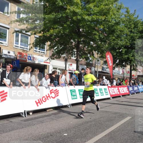 15.09.2024 - PSD Bank Halbmarathon Miley Keyser http://msf.ph/oto/7064884 15.09.2024 12:15:16 Ziel 1964, 2091, 2097, 2118, 2234, 2258, 2522, 3078, 3079, 3080, 3170, 3353, 3375, 3376, 3548 meine-sportfotos.de