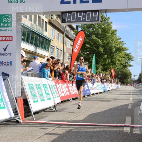 15.09.2024 - PSD Bank Halbmarathon Strokosch-Dieckow http://msf.ph/oto/7064898 15.09.2024 11:04:55 Ziel 451, 453 meine-sportfotos.de