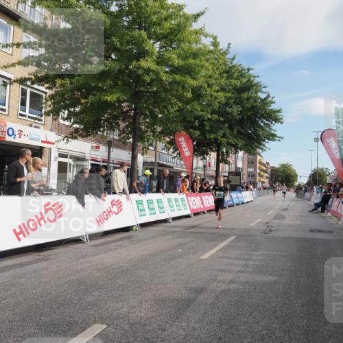 15.09.2024 - PSD Bank Halbmarathon Miley Keyser http://msf.ph/oto/7064899 15.09.2024 11:14:09 Ziel 406, 417, 421, 527, 549 meine-sportfotos.de
