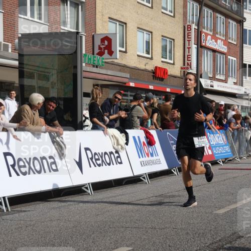 15.09.2024 - PSD Bank Halbmarathon Michael Strokosch http://msf.ph/oto/7064913 15.09.2024 11:56:03 Ziel 769, 1061, 1586, 1605, 1679, 1946, 2145 meine-sportfotos.de