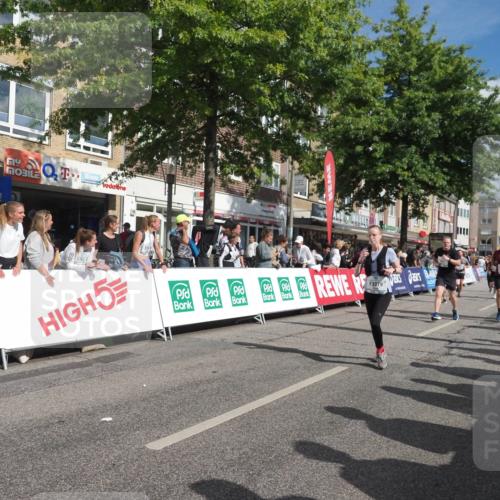 15.09.2024 - PSD Bank Halbmarathon Miley Keyser http://msf.ph/oto/7064966 15.09.2024 12:15:21 Ziel 1964, 2091, 2097, 2118, 2234, 2258, 2522, 3078, 3079, 3080, 3170, 3353, 3375, 3376, 3548 meine-sportfotos.de