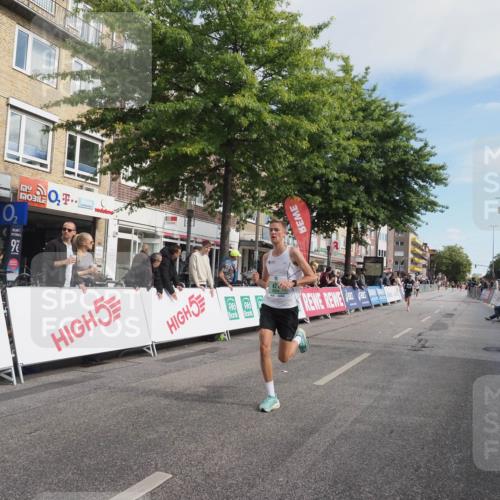 15.09.2024 - PSD Bank Halbmarathon Miley Keyser http://msf.ph/oto/7064978 15.09.2024 11:14:15 Ziel 406, 417, 421, 544, 549, 568, 589 meine-sportfotos.de