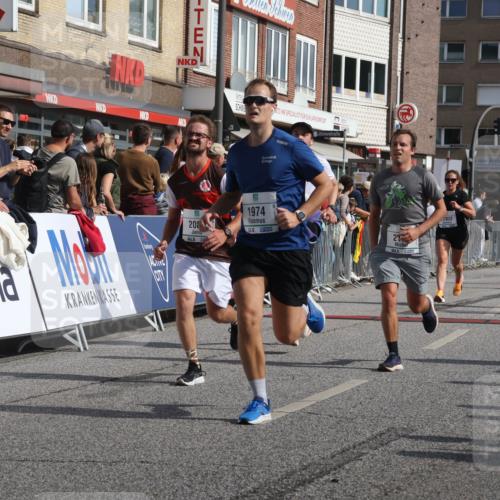 15.09.2024 - PSD Bank Halbmarathon Michael Strokosch http://msf.ph/oto/7064981 15.09.2024 11:56:12 Ziel 769, 1445, 1502, 1679, 1714, 1730, 1946, 1974, 2035, 2084, 2145, 2171, 2822 meine-sportfotos.de
