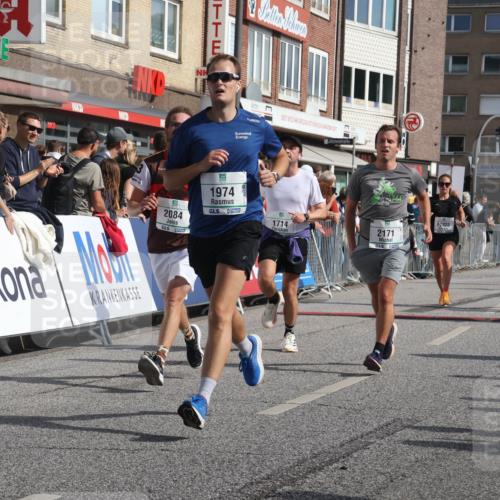 15.09.2024 - PSD Bank Halbmarathon Michael Strokosch http://msf.ph/oto/7064983 15.09.2024 11:56:13 Ziel 769, 1445, 1502, 1679, 1714, 1730, 1946, 1974, 2035, 2084, 2145, 2171, 2822 meine-sportfotos.de