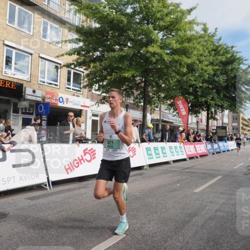 15.09.2024 - PSD Bank Halbmarathon Miley Keyser http://msf.ph/oto/7064991 15.09.2024 11:14:15 Ziel 406, 417, 421, 544, 549, 568, 589 meine-sportfotos.de