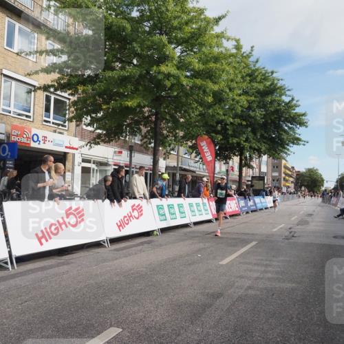 15.09.2024 - PSD Bank Halbmarathon Miley Keyser http://msf.ph/oto/7064997 15.09.2024 11:14:18 Ziel 406, 417, 421, 544, 568, 589, 613, 848 meine-sportfotos.de