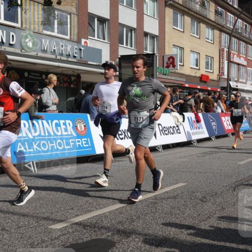 15.09.2024 - PSD Bank Halbmarathon Michael Strokosch http://msf.ph/oto/7065000 15.09.2024 11:56:15 Ziel 769, 1445, 1502, 1707, 1714, 1730, 1946, 1974, 2035, 2084, 2171, 2822 meine-sportfotos.de