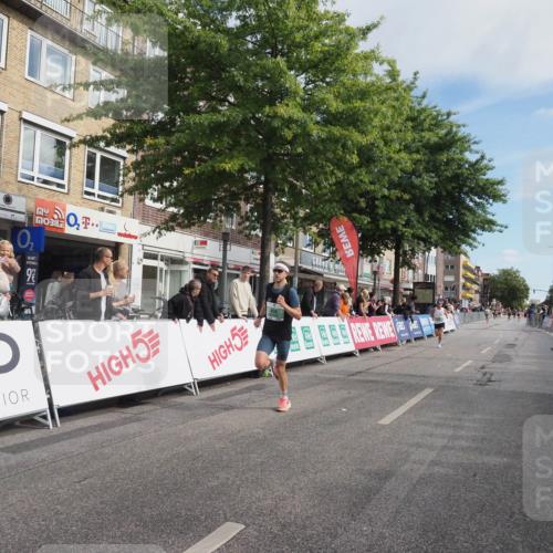 15.09.2024 - PSD Bank Halbmarathon Miley Keyser http://msf.ph/oto/7065011 15.09.2024 11:14:18 Ziel 406, 417, 421, 544, 568, 589, 613, 848 meine-sportfotos.de