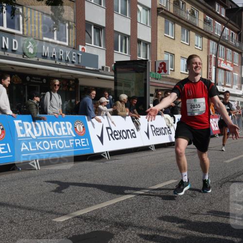 15.09.2024 - PSD Bank Halbmarathon Michael Strokosch http://msf.ph/oto/7065030 15.09.2024 11:56:19 Ziel 769, 1445, 1502, 1700, 1706, 1707, 1714, 1730, 1974, 2035, 2084, 2171, 2822, 2900 meine-sportfotos.de