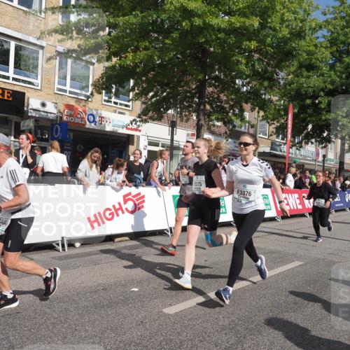 15.09.2024 - PSD Bank Halbmarathon Miley Keyser http://msf.ph/oto/7065072 15.09.2024 12:15:25 Ziel 1964, 2097, 2234, 2258, 2522, 3078, 3079, 3080, 3170, 3353, 3375, 3376, 3548 meine-sportfotos.de