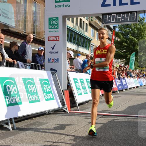 15.09.2024 - PSD Bank Halbmarathon Strokosch-Dieckow http://msf.ph/oto/7065080 15.09.2024 11:05:38 Ziel 458 meine-sportfotos.de