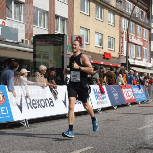 15.09.2024 - PSD Bank Halbmarathon Michael Strokosch http://msf.ph/oto/7065093 15.09.2024 11:56:28 Ziel 1327, 1445, 1690, 1700, 1706, 1707, 1859, 1973, 2035, 2494, 2822, 2900 meine-sportfotos.de