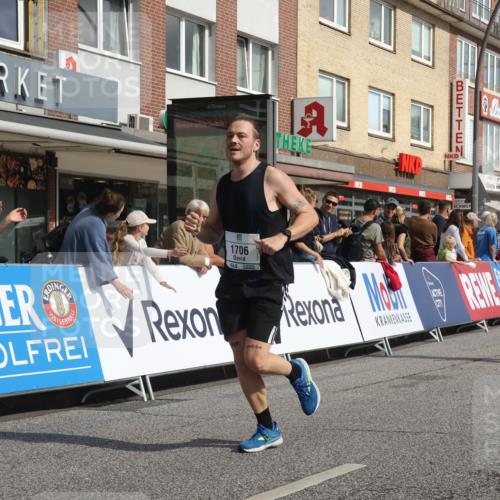 15.09.2024 - PSD Bank Halbmarathon Michael Strokosch http://msf.ph/oto/7065095 15.09.2024 11:56:28 Ziel 1327, 1445, 1690, 1700, 1706, 1707, 1859, 1973, 2035, 2494, 2822, 2900 meine-sportfotos.de
