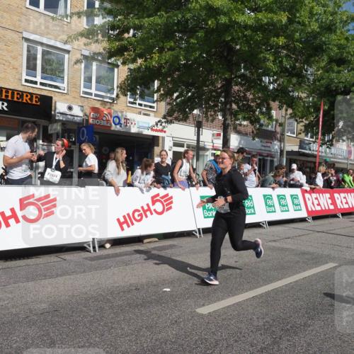 15.09.2024 - PSD Bank Halbmarathon Miley Keyser http://msf.ph/oto/7065096 15.09.2024 12:15:27 Ziel 1964, 2097, 2234, 2258, 3078, 3079, 3080, 3170, 3186, 3353, 3375, 3376, 3548 meine-sportfotos.de