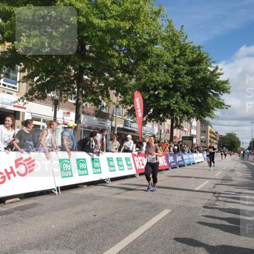 15.09.2024 - PSD Bank Halbmarathon Miley Keyser http://msf.ph/oto/7065116 15.09.2024 12:15:34 Ziel 2097, 2234, 2258, 2318, 3079, 3186, 3353, 3375, 3376, 3548 meine-sportfotos.de