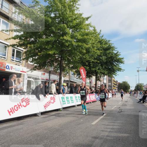 15.09.2024 - PSD Bank Halbmarathon Miley Keyser http://msf.ph/oto/7065124 15.09.2024 11:14:30 Ziel 412, 540, 544, 564, 565, 568, 589, 613, 845, 848 meine-sportfotos.de