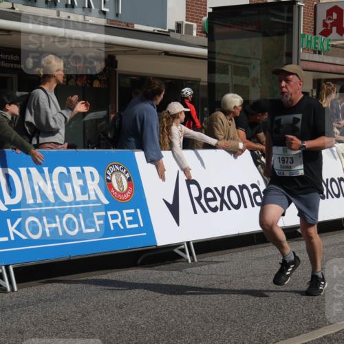 15.09.2024 - PSD Bank Halbmarathon Michael Strokosch http://msf.ph/oto/7065129 15.09.2024 11:56:34 Ziel 775, 787, 1327, 1690, 1700, 1706, 1707, 1859, 1973, 2494, 2879, 2900 meine-sportfotos.de