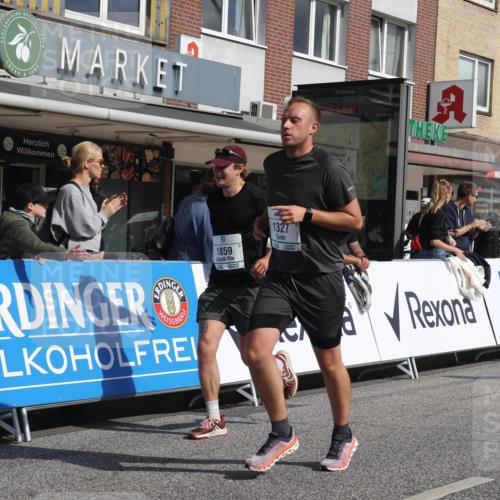 15.09.2024 - PSD Bank Halbmarathon Michael Strokosch http://msf.ph/oto/7065151 15.09.2024 11:56:37 Ziel 775, 787, 1327, 1690, 1706, 1753, 1859, 1973, 2494, 2780, 2879, 2900 meine-sportfotos.de
