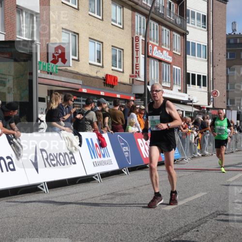 15.09.2024 - PSD Bank Halbmarathon Michael Strokosch http://msf.ph/oto/7065153 15.09.2024 11:56:38 Ziel 775, 787, 1327, 1690, 1706, 1753, 1859, 1973, 2494, 2780, 2879, 2900 meine-sportfotos.de