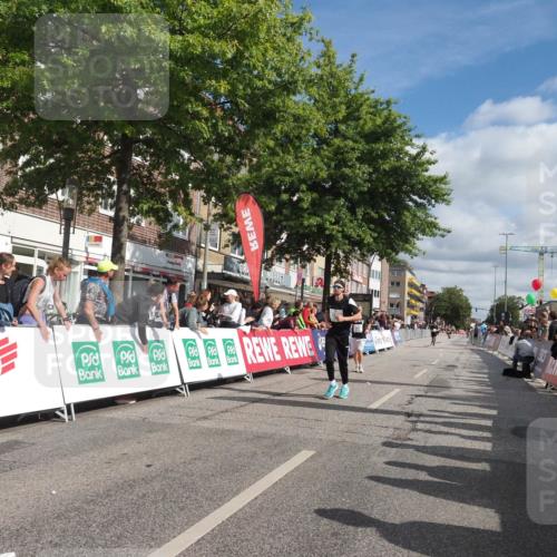 15.09.2024 - PSD Bank Halbmarathon Miley Keyser http://msf.ph/oto/7065162 15.09.2024 12:15:37 Ziel 2007, 2234, 2318, 3186, 3353 meine-sportfotos.de