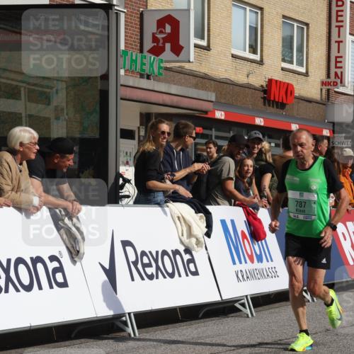 15.09.2024 - PSD Bank Halbmarathon Michael Strokosch http://msf.ph/oto/7065167 15.09.2024 11:56:40 Ziel 775, 787, 1327, 1584, 1690, 1753, 1859, 1973, 2333, 2494, 2780, 2879 meine-sportfotos.de
