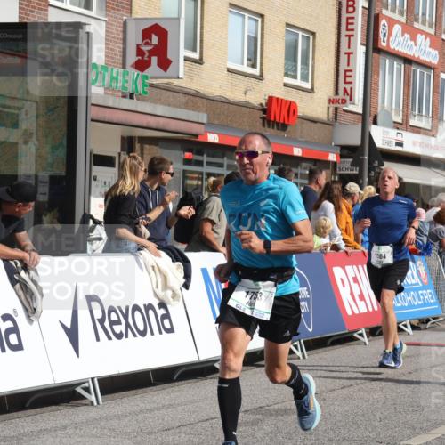 15.09.2024 - PSD Bank Halbmarathon Michael Strokosch http://msf.ph/oto/7065206 15.09.2024 11:56:46 Ziel 775, 787, 1327, 1508, 1584, 1753, 1859, 2054, 2292, 2333, 2388, 2494, 2780, 2879 meine-sportfotos.de