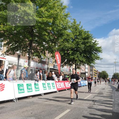 15.09.2024 - PSD Bank Halbmarathon Miley Keyser http://msf.ph/oto/7065225 15.09.2024 12:15:49 Ziel 985, 2007, 2055, 2123, 2289, 2294, 2318, 3509 meine-sportfotos.de