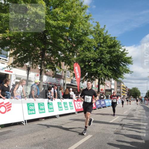 15.09.2024 - PSD Bank Halbmarathon Miley Keyser http://msf.ph/oto/7065239 15.09.2024 12:15:49 Ziel 985, 2007, 2055, 2123, 2289, 2294, 2318, 3509 meine-sportfotos.de