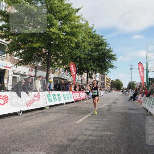 15.09.2024 - PSD Bank Halbmarathon Miley Keyser http://msf.ph/oto/7065249 15.09.2024 11:14:41 Ziel 412, 540, 564, 565, 570, 588, 845 meine-sportfotos.de