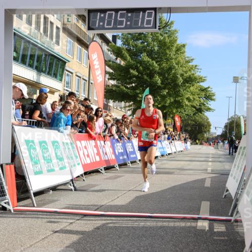 15.09.2024 - PSD Bank Halbmarathon Strokosch-Dieckow http://msf.ph/oto/7065261 15.09.2024 11:06:09 Ziel 450, 452 meine-sportfotos.de
