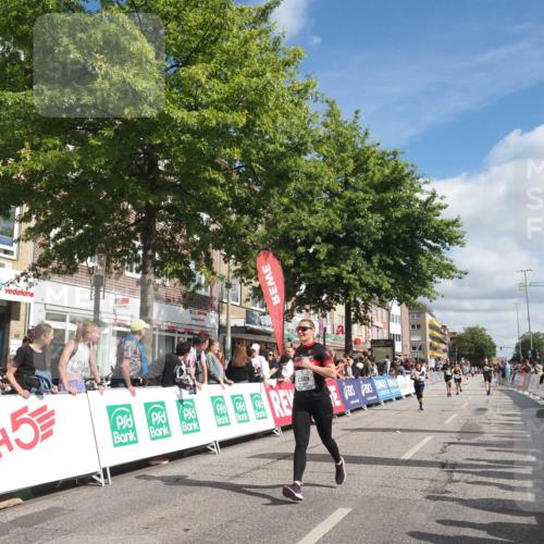 15.09.2024 - PSD Bank Halbmarathon Miley Keyser http://msf.ph/oto/7065270 15.09.2024 12:15:51 Ziel 985, 2007, 2055, 2123, 2289, 2294, 2855, 3509 meine-sportfotos.de