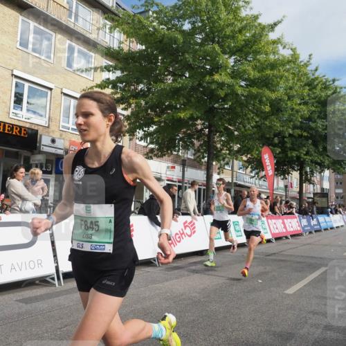 15.09.2024 - PSD Bank Halbmarathon Miley Keyser http://msf.ph/oto/7065272 15.09.2024 11:14:42 Ziel 412, 540, 564, 565, 570, 588, 845 meine-sportfotos.de