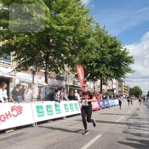 15.09.2024 - PSD Bank Halbmarathon Miley Keyser http://msf.ph/oto/7065273 15.09.2024 12:15:51 Ziel 985, 2007, 2055, 2123, 2289, 2294, 2855, 3509 meine-sportfotos.de