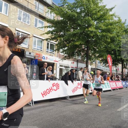 15.09.2024 - PSD Bank Halbmarathon Miley Keyser http://msf.ph/oto/7065276 15.09.2024 11:14:42 Ziel 412, 540, 564, 565, 570, 588, 845 meine-sportfotos.de