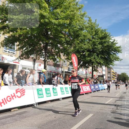 15.09.2024 - PSD Bank Halbmarathon Miley Keyser http://msf.ph/oto/7065278 15.09.2024 12:15:51 Ziel 985, 2007, 2055, 2123, 2289, 2294, 2855, 3509 meine-sportfotos.de