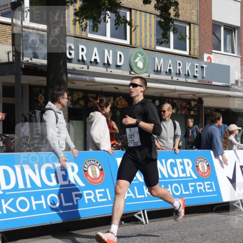 15.09.2024 - PSD Bank Halbmarathon Michael Strokosch http://msf.ph/oto/7065290 15.09.2024 11:56:59 Ziel 977, 980, 1144, 1325, 1451, 1508, 1526, 1584, 1935, 2021, 2054, 2080, 2292, 2333, 2388, 2646, 2922 meine-sportfotos.de