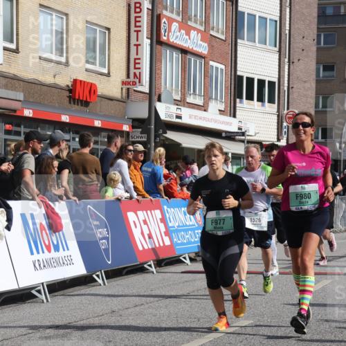 15.09.2024 - PSD Bank Halbmarathon Michael Strokosch http://msf.ph/oto/7065292 15.09.2024 11:57:00 Ziel 977, 980, 1144, 1325, 1451, 1508, 1526, 1935, 2021, 2054, 2080, 2292, 2388, 2646, 2922 meine-sportfotos.de