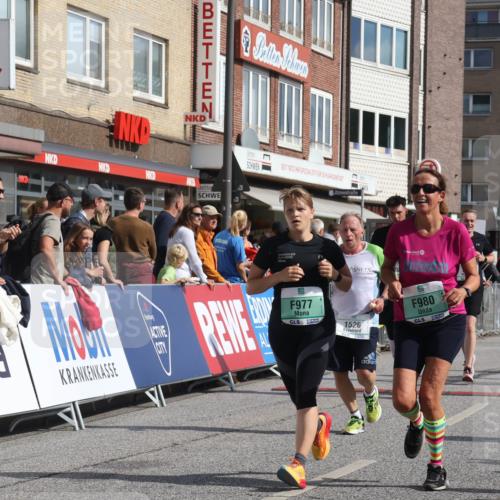 15.09.2024 - PSD Bank Halbmarathon Michael Strokosch http://msf.ph/oto/7065294 15.09.2024 11:57:00 Ziel 977, 980, 1144, 1325, 1451, 1508, 1526, 1935, 2021, 2054, 2080, 2292, 2388, 2646, 2922 meine-sportfotos.de