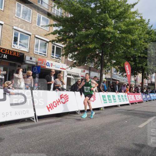 15.09.2024 - PSD Bank Halbmarathon Miley Keyser http://msf.ph/oto/7065299 15.09.2024 11:14:48 Ziel 412, 570, 588, 845 meine-sportfotos.de