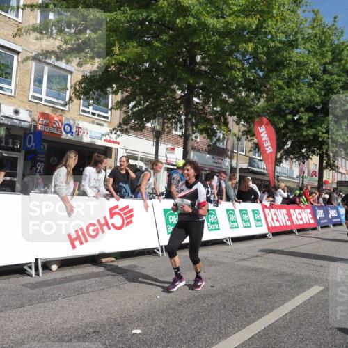 15.09.2024 - PSD Bank Halbmarathon Miley Keyser http://msf.ph/oto/7065320 15.09.2024 12:15:56 Ziel 985, 2007, 2055, 2123, 2289, 2294, 2855, 3509 meine-sportfotos.de