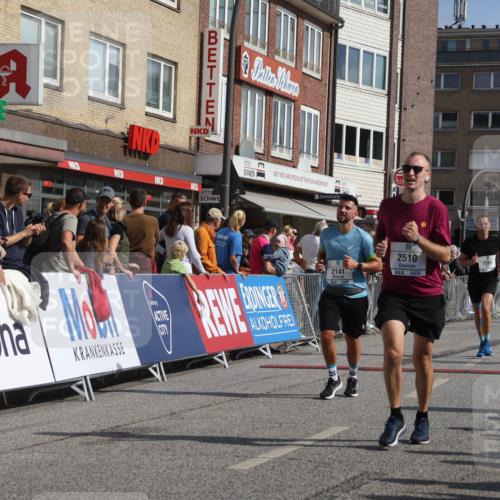 15.09.2024 - PSD Bank Halbmarathon Michael Strokosch http://msf.ph/oto/7065425 15.09.2024 11:57:21 Ziel 971, 978, 1431, 1505, 2141, 2510, 2836 meine-sportfotos.de