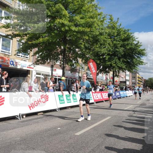 15.09.2024 - PSD Bank Halbmarathon Miley Keyser http://msf.ph/oto/7065441 15.09.2024 12:16:09 Ziel 2027, 2109, 2244, 2289, 2294, 2369, 2855, 2859, 3081 meine-sportfotos.de
