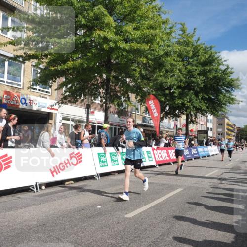 15.09.2024 - PSD Bank Halbmarathon Miley Keyser http://msf.ph/oto/7065445 15.09.2024 12:16:10 Ziel 2027, 2109, 2244, 2289, 2294, 2369, 2855, 2859, 3081 meine-sportfotos.de