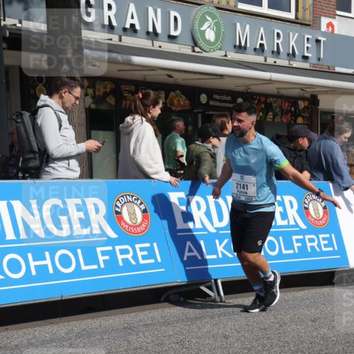 15.09.2024 - PSD Bank Halbmarathon Michael Strokosch http://msf.ph/oto/7065446 15.09.2024 11:57:24 Ziel 978, 1281, 1431, 1505, 1647, 2141, 2510, 2905 meine-sportfotos.de