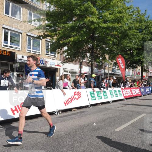 15.09.2024 - PSD Bank Halbmarathon Miley Keyser http://msf.ph/oto/7065464 15.09.2024 12:16:12 Ziel 2027, 2109, 2244, 2369, 2855, 2859, 3081 meine-sportfotos.de