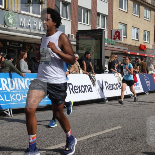 15.09.2024 - PSD Bank Halbmarathon Michael Strokosch http://msf.ph/oto/7065521 15.09.2024 11:57:34 Ziel 806, 978, 1281, 1289, 1505, 1647, 1827, 1920, 1987, 2141, 2905, 2929 meine-sportfotos.de