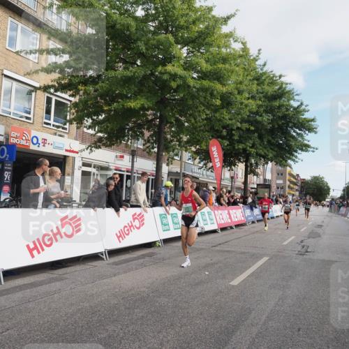 15.09.2024 - PSD Bank Halbmarathon Miley Keyser http://msf.ph/oto/7065559 15.09.2024 11:15:22 Ziel 500, 533, 572, 573, 576, 577, 587, 602, 846, 855, 2465 meine-sportfotos.de