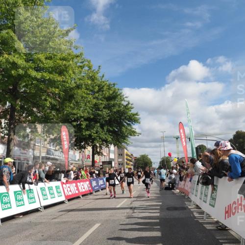 15.09.2024 - PSD Bank Halbmarathon Miley Keyser http://msf.ph/oto/7065571 15.09.2024 12:16:23 Ziel 2027, 2109, 2453, 2859, 3061, 3081, 3082, 3148, 3149, 3165, 3166, 3465 meine-sportfotos.de